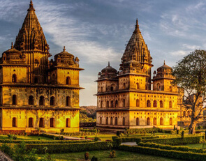 Golden Triangle Tour With Orchha and Khajuraho